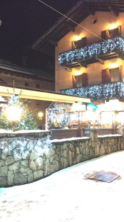 Hotel La Baita ลีวินโญ ภายนอก รูปภาพ